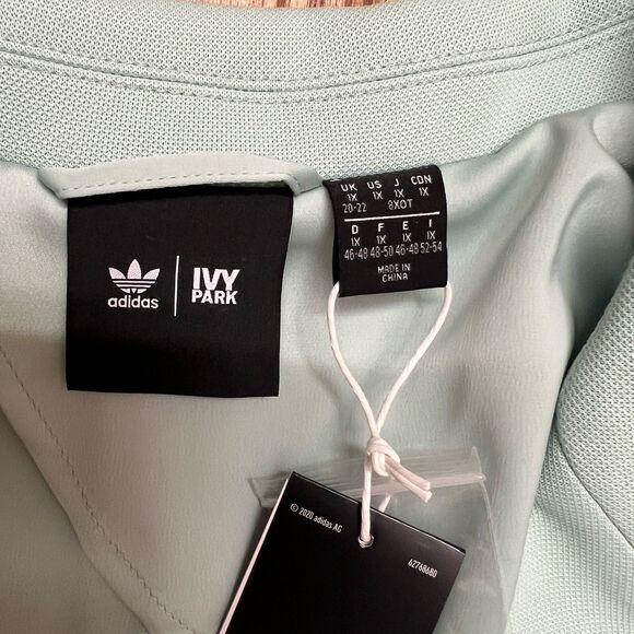 Adidas x Ivy Park Blazer Jacket Plus Size 1X Green Tint Three Striped GV4003 - Picture 7 of 8